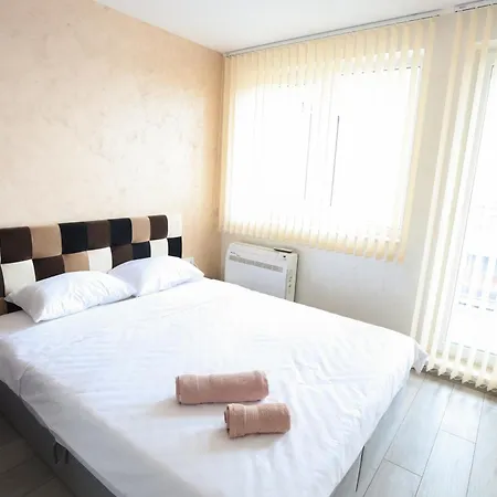 за гости 2 тракия плаза Apartamento *